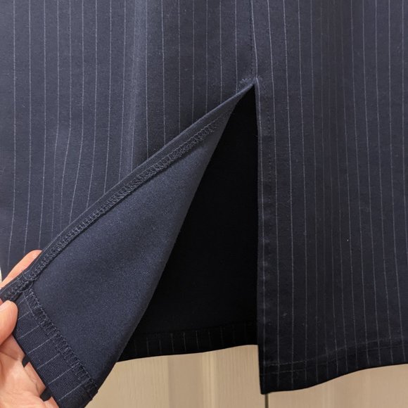 Dress - Picture 6 of 6